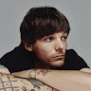 Meet your Posher, •:d e m i: